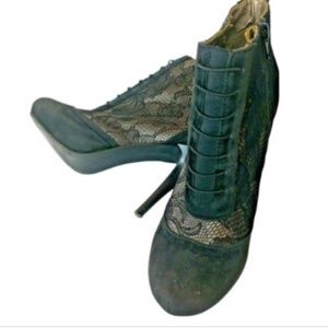 Vigoss Faux Suede and Lacey Fabric Bootie 9.5 M Black & Tan Faux Wood High Heel